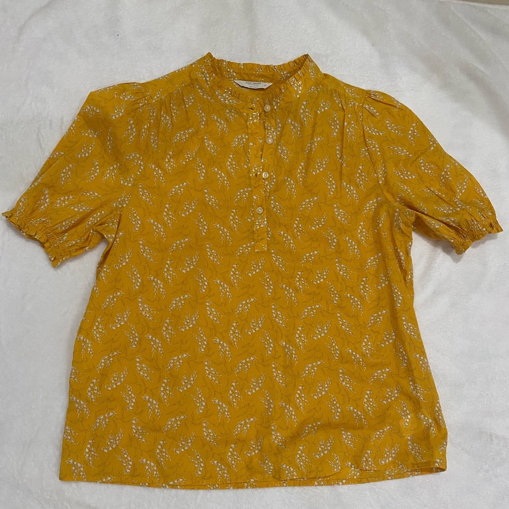 Only worn once- Lucky Brand Top